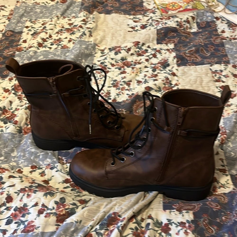 Perfect size 10 boots